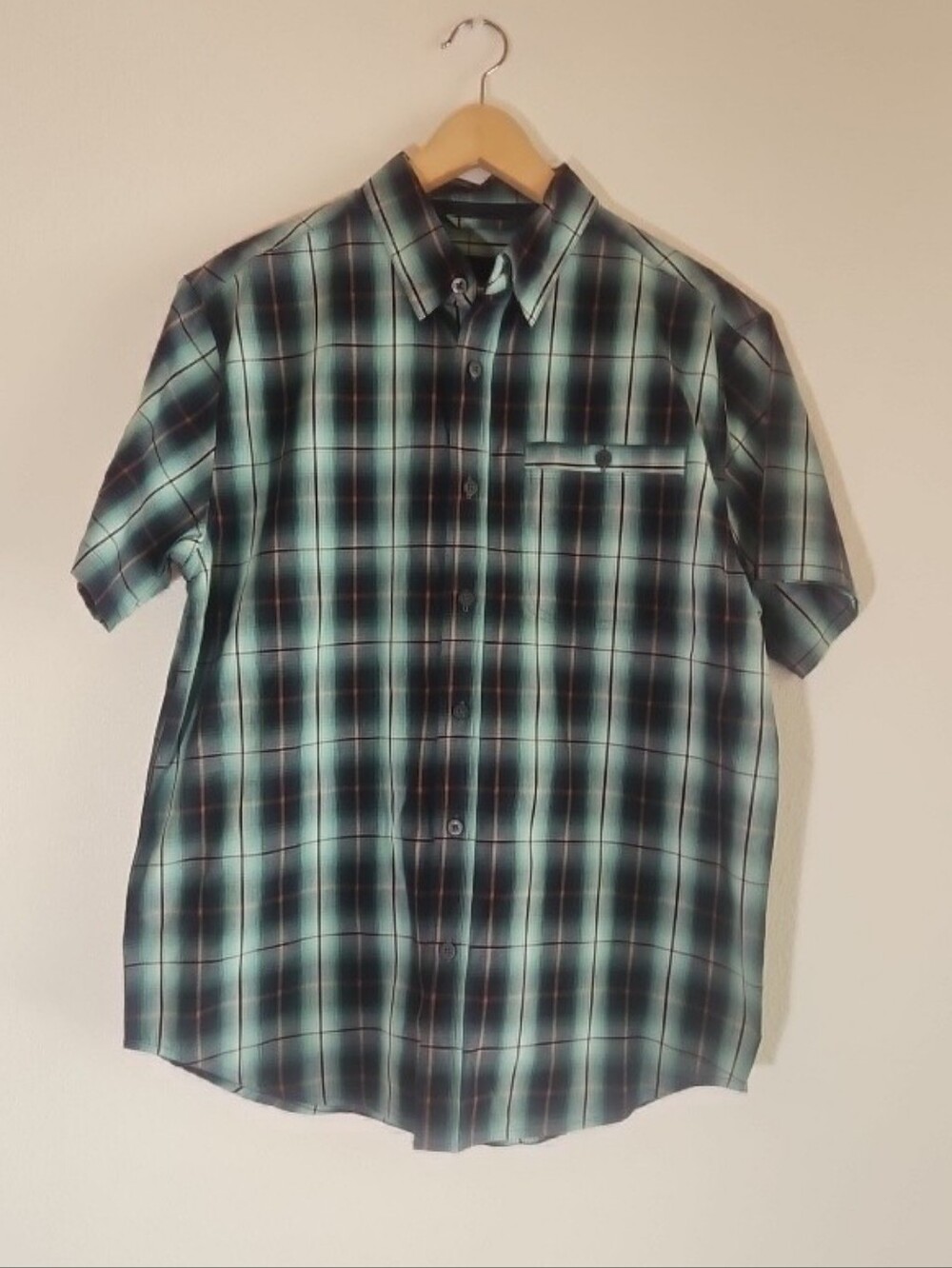 Men's Short-Sleeve Plaid Button-Down Shirt - Teal/Black